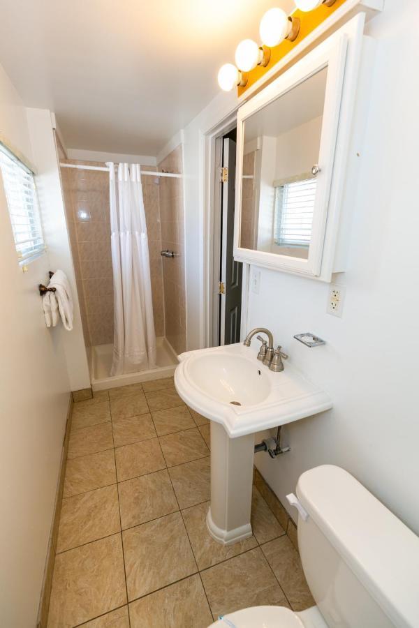 Aztec Motel Wildwood Crest Beach ภายนอก รูปภาพ